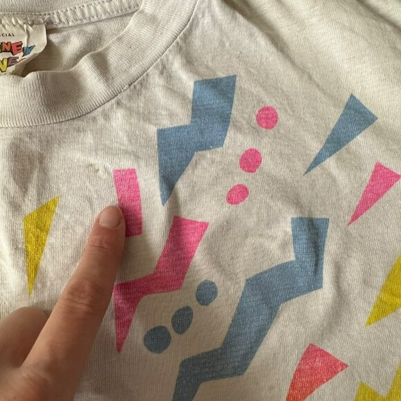 Vintage 1994 Looney Tunes Tweety Graphic T-Shirt All-Over Print Short Sleeve - Picture 3 of 12